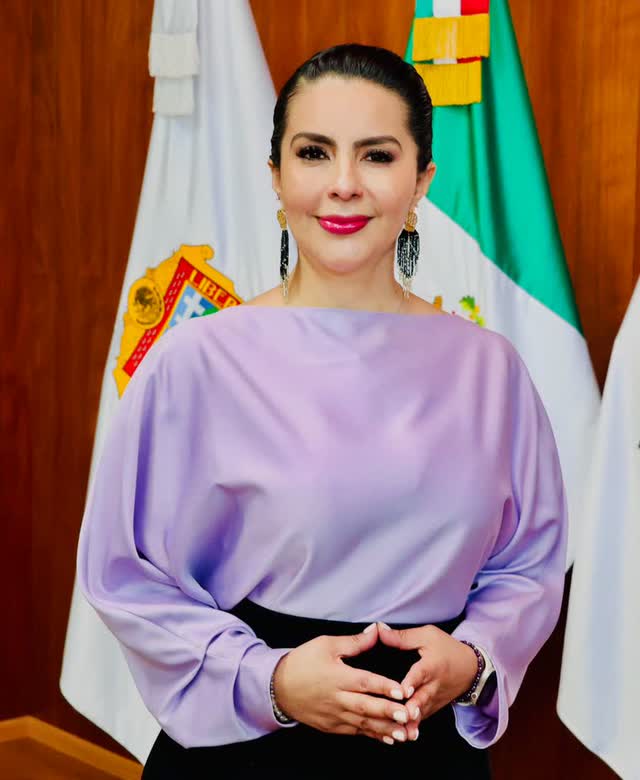 Retrato oficial de la Dra. Arlen Siu Jaime Merlos, Magistrada Presidenta del TEEM